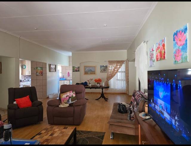3 BEDROOM PROPERTY TO RENT IN ARCON PARK